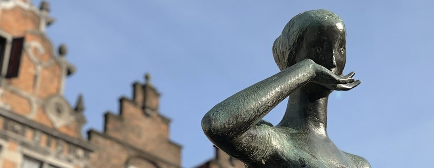 Standbeeld mariken van Nijmegen