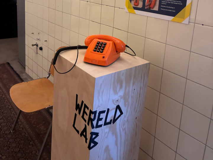 LENS huiskamer telefoon